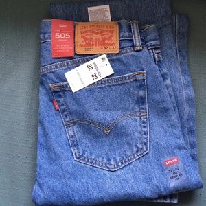 Levi’s 505 Regular Fit Men’’s Jeans. 32x32 NWT